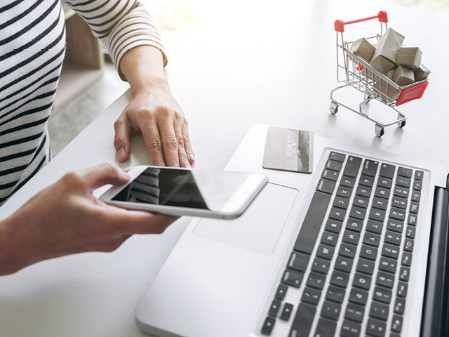 E-commerce-4 Les chiffres clés du retail – Février 2022 E commerce 4 1